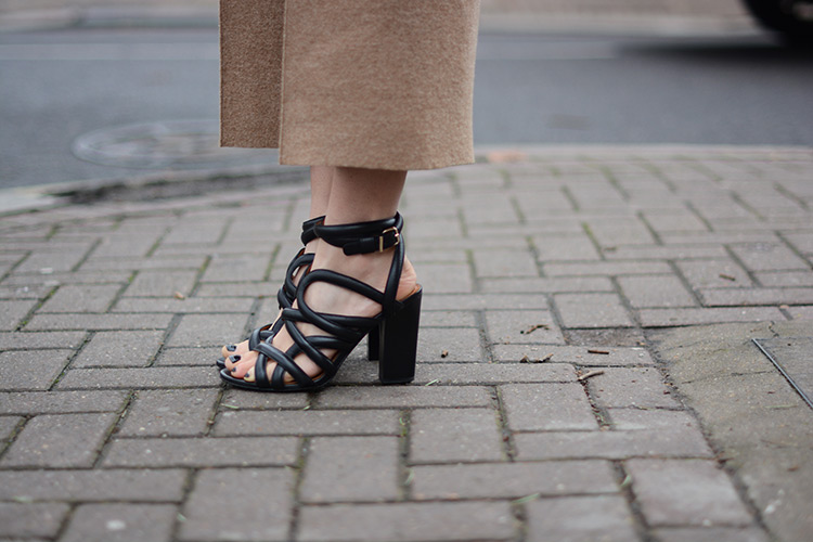 black-sandals