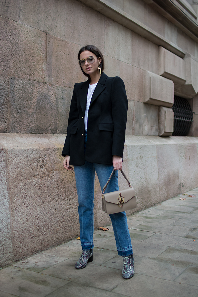 blazer-balenciaga-fashionvibe-zina-charkoplia It´s All About The Balenciaga Blazer